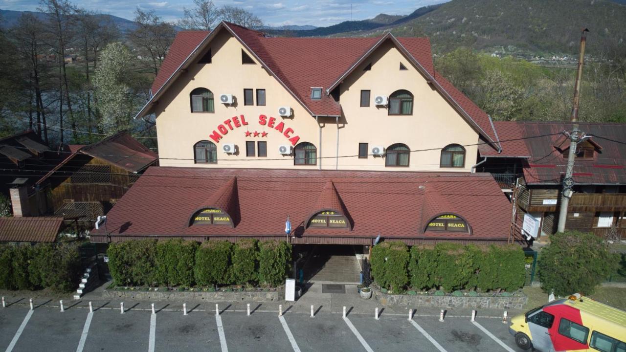 Motel Seaca Calimanesti Exterior photo